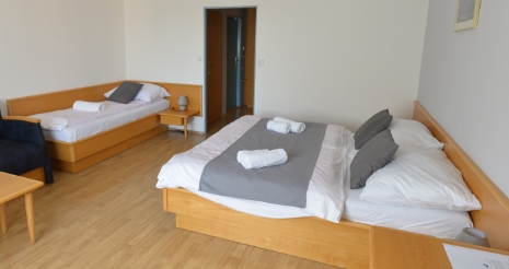 Třílůžkový pokoj – Hotel Laguna